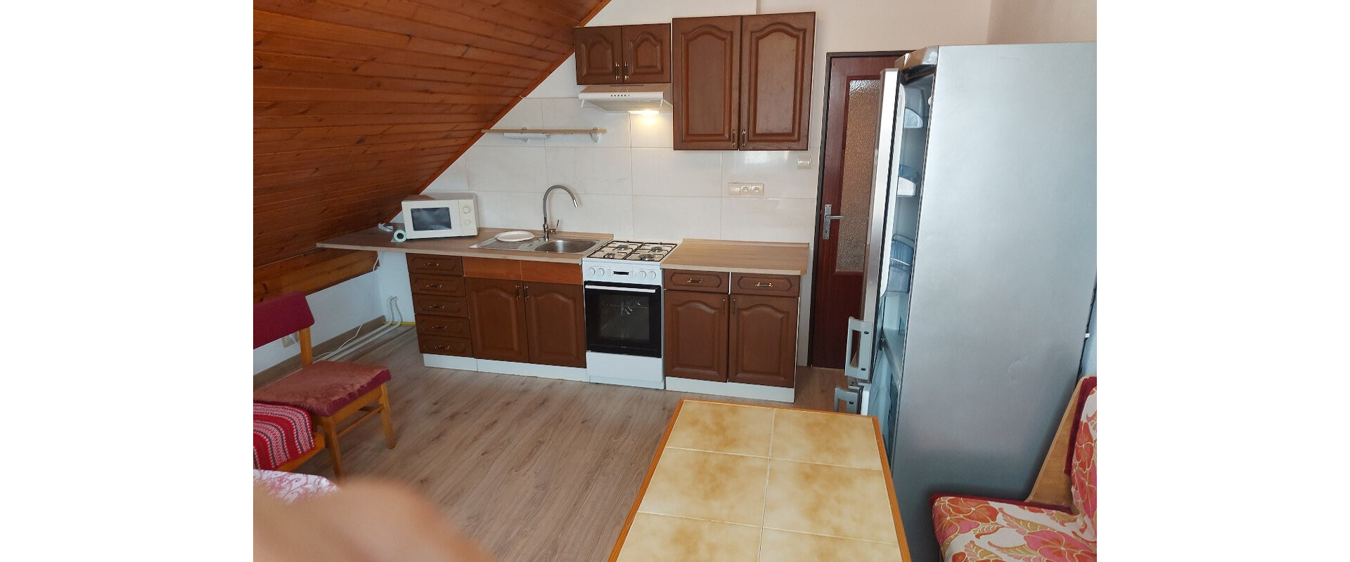 Prenájom  2-izbového bytu – Hozelec pri Poprade