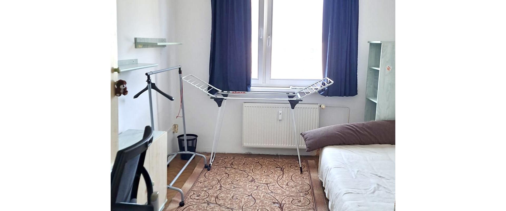 Na prenájom priestranný 3i byt v Petržalke!