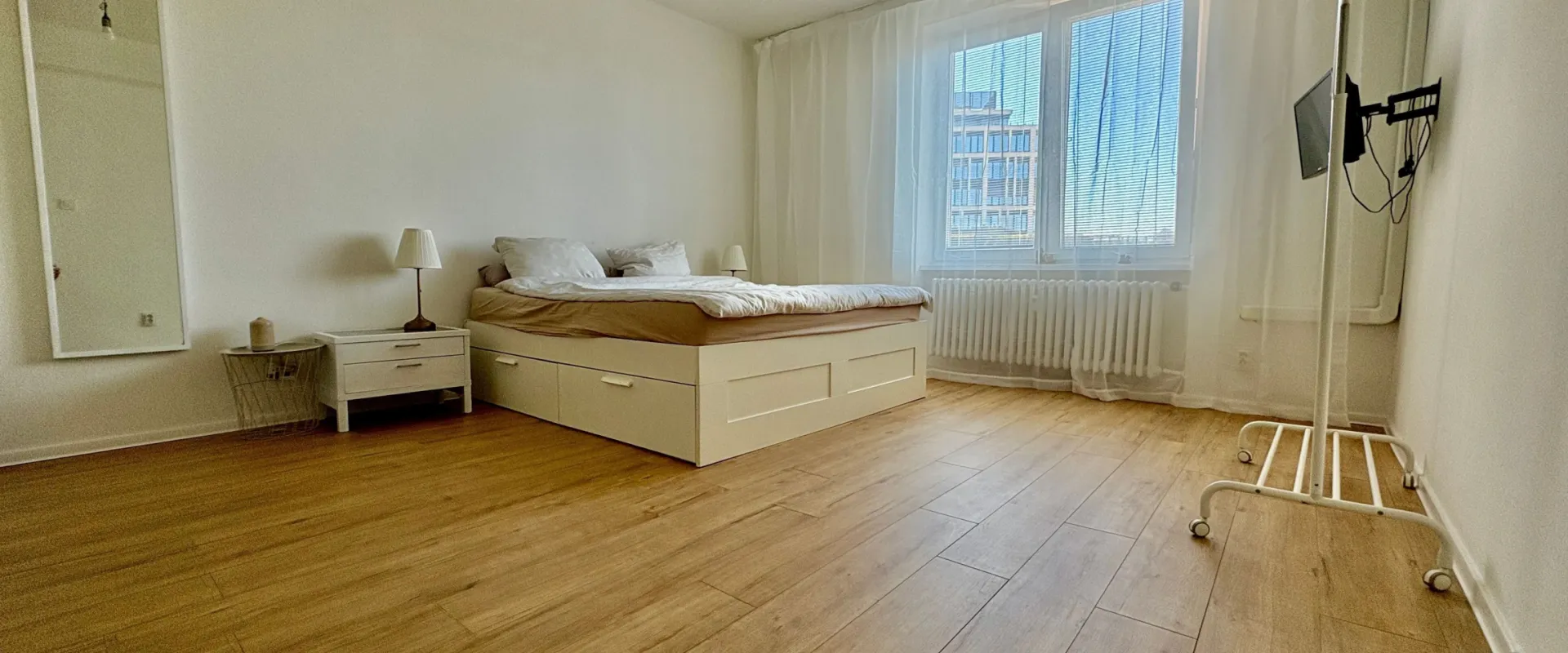 Prenájom- 3 izb.byt s terasou a krásnym výhľadom pri Račianskom mýte