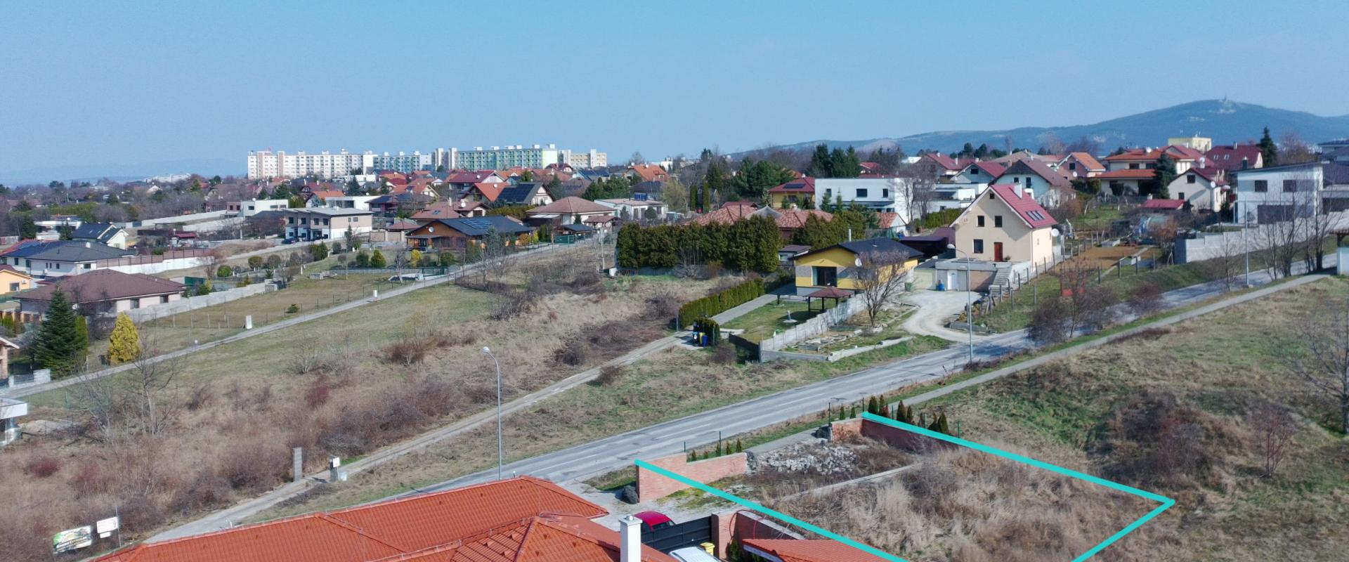 STAVEBNÝ POZEMOK 383 m2 + PROJEKT DOMU, Nitra - Hviezdoslavova trieda