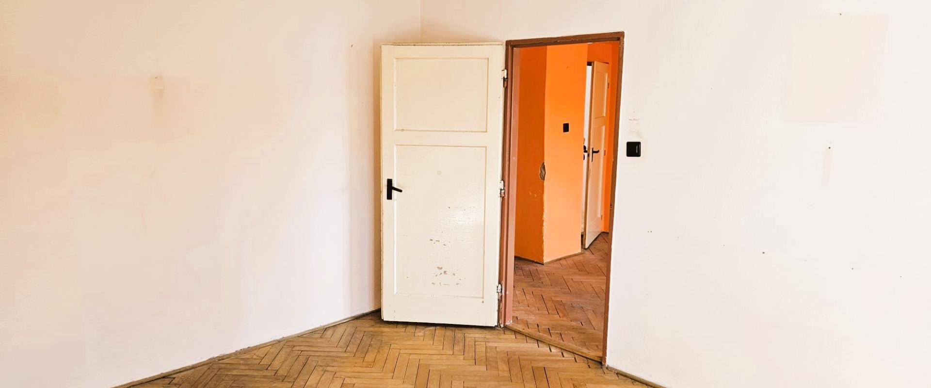 NA PREDAJ – Priestranný 2-izbový byt, Zápotockého ulica, Prešov