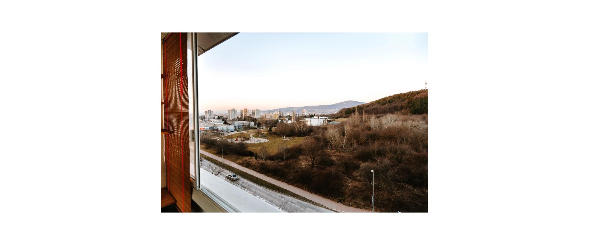 Prenájom 2-izbového bytu – Nitra, Klokočina