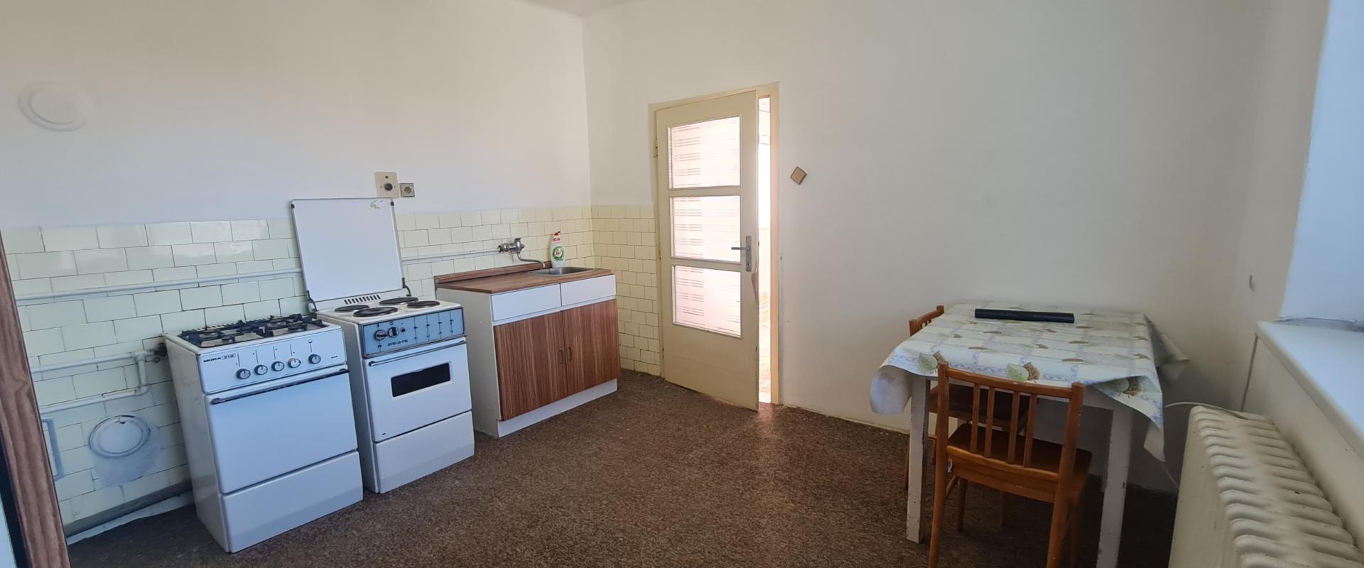 3-izbový rodinný dom s veľkým pozemkom 1155 m² – Šulekovo