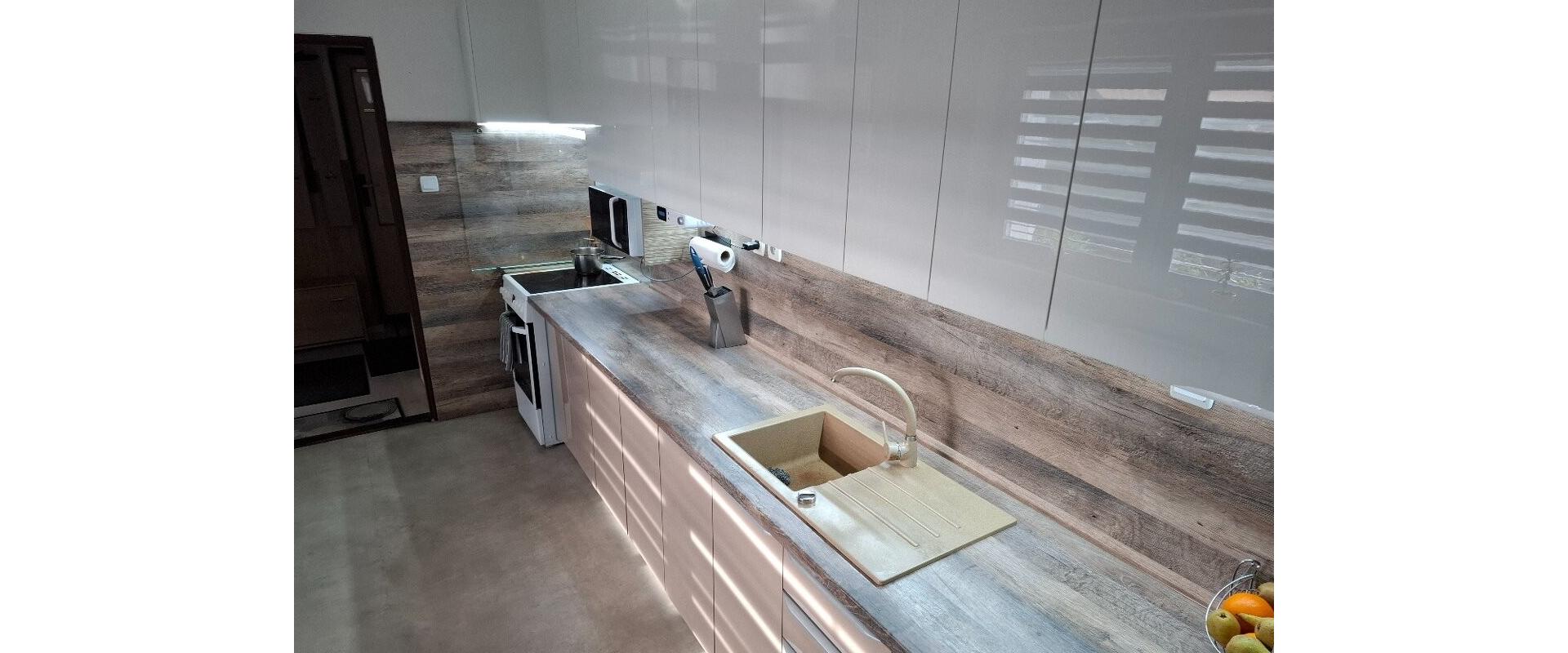 Rodinný dom s rovinatým pozemkom