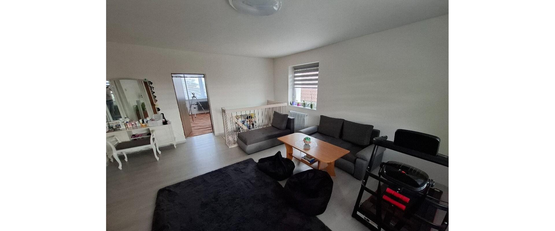 Rodinný dom s rovinatým pozemkom