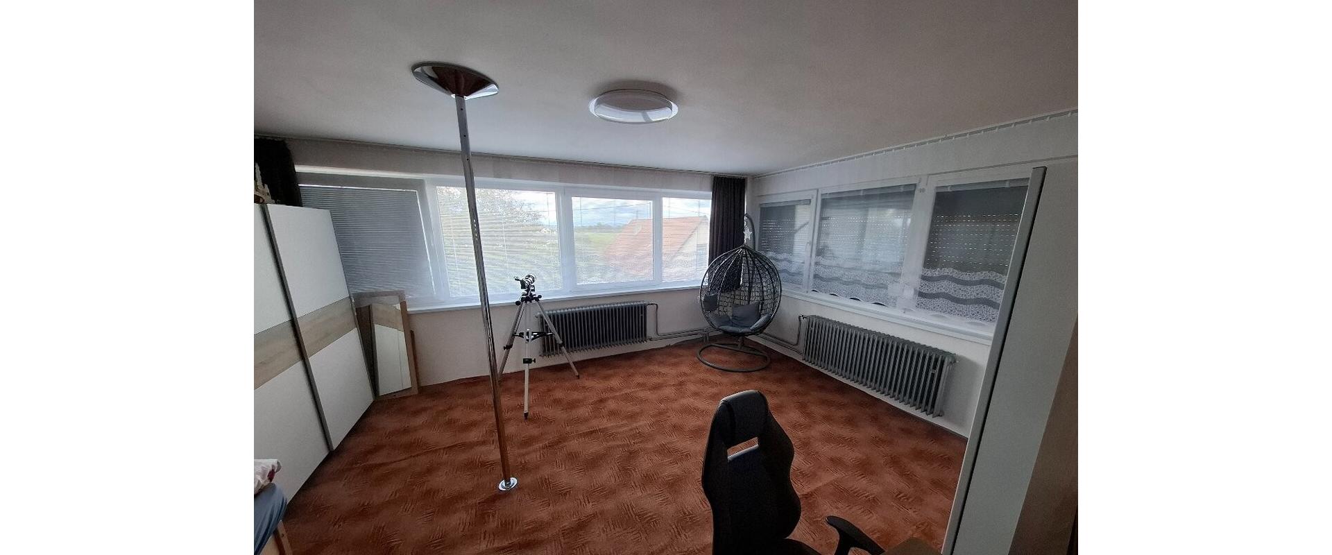 Rodinný dom s rovinatým pozemkom