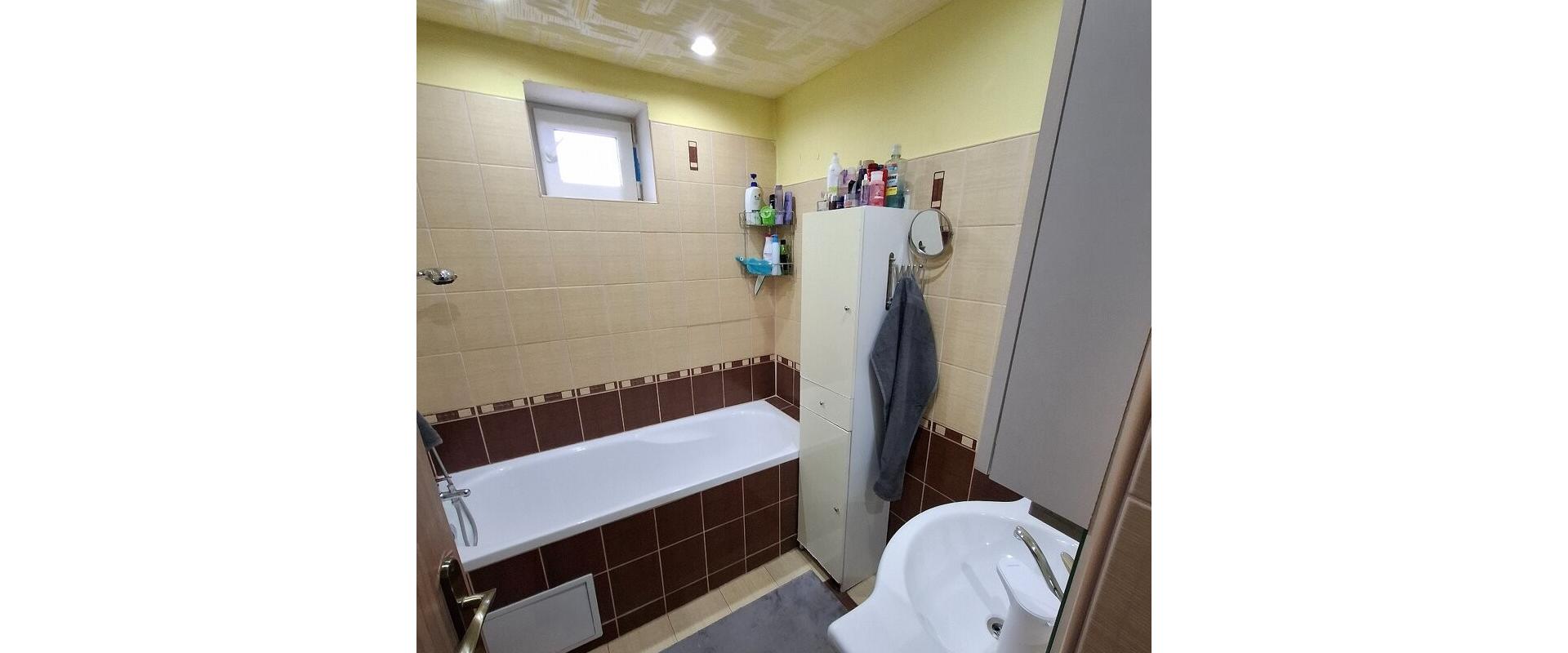 Rodinný dom s rovinatým pozemkom