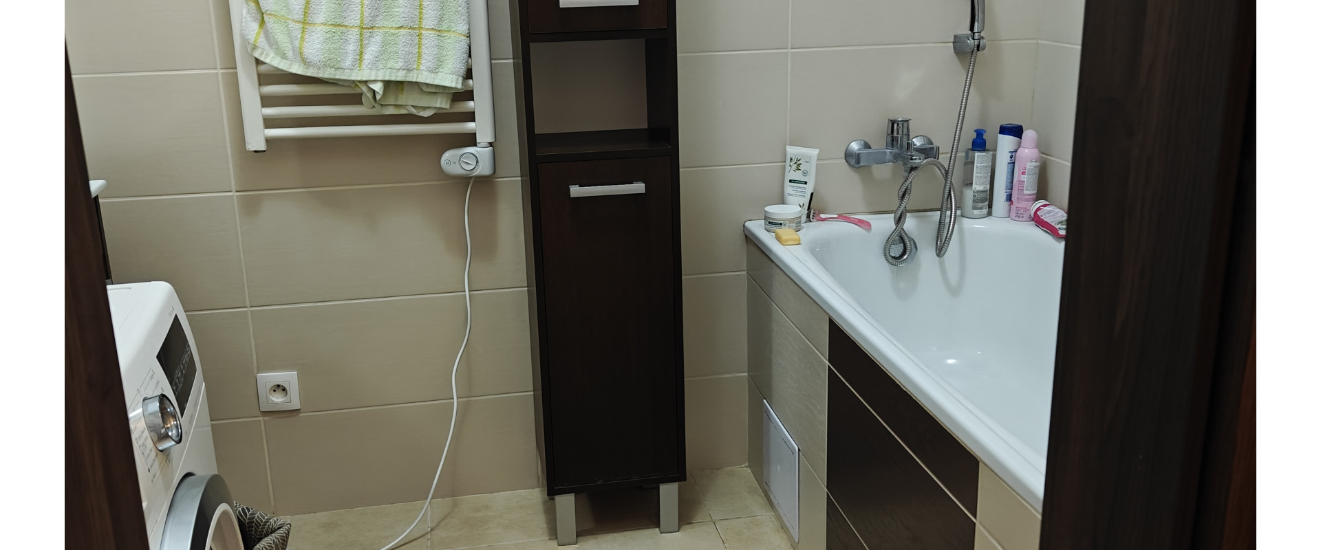 Predám 3i byt v Šamoríne na ulici Gazdovský rad s balkónom a klimatizáciou