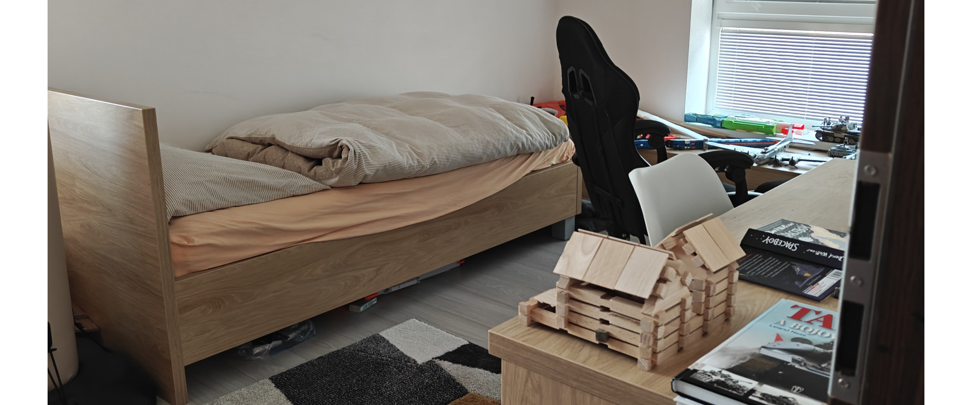 Predám 3i byt v Šamoríne na ulici Gazdovský rad s balkónom a klimatizáciou