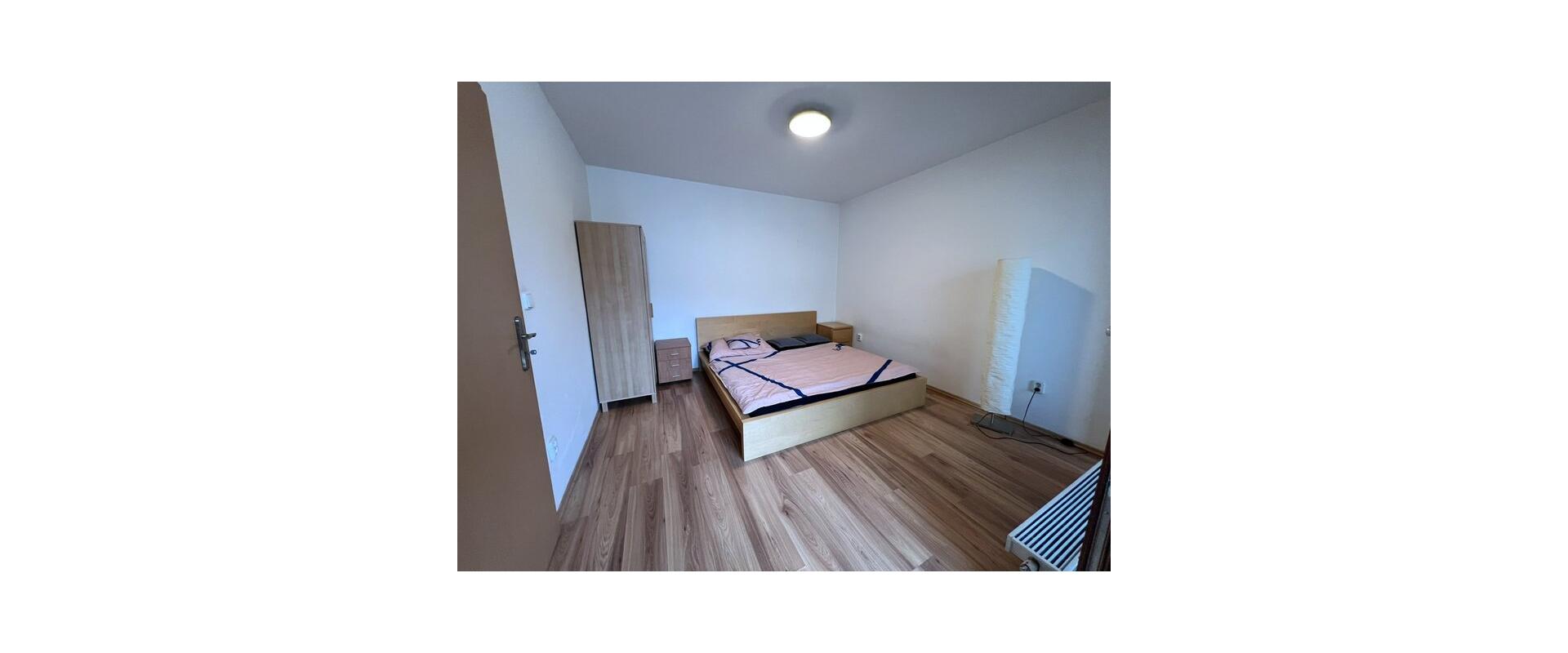 PRIESTRANNÝ 2-IZBOVÝ BYT – DRUŽSTEVNÁ, BRATISLAVA NOVÉ MESTO