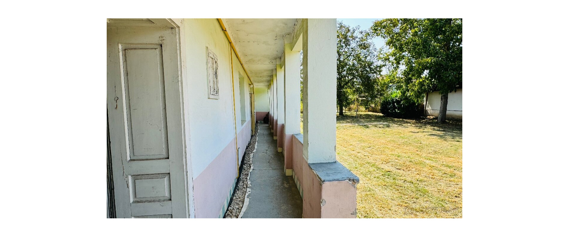 VIDIECKY DOM S DUŠOU + INVESTIČNÝ POZEMOK 1443 m² | BRANČ