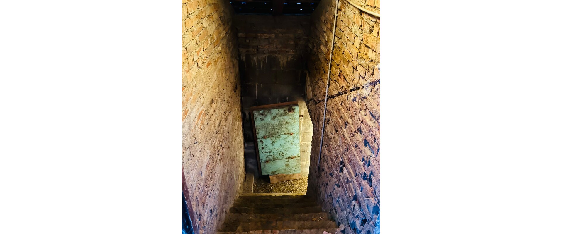 VIDIECKY DOM S DUŠOU + INVESTIČNÝ POZEMOK 1443 m² | BRANČ