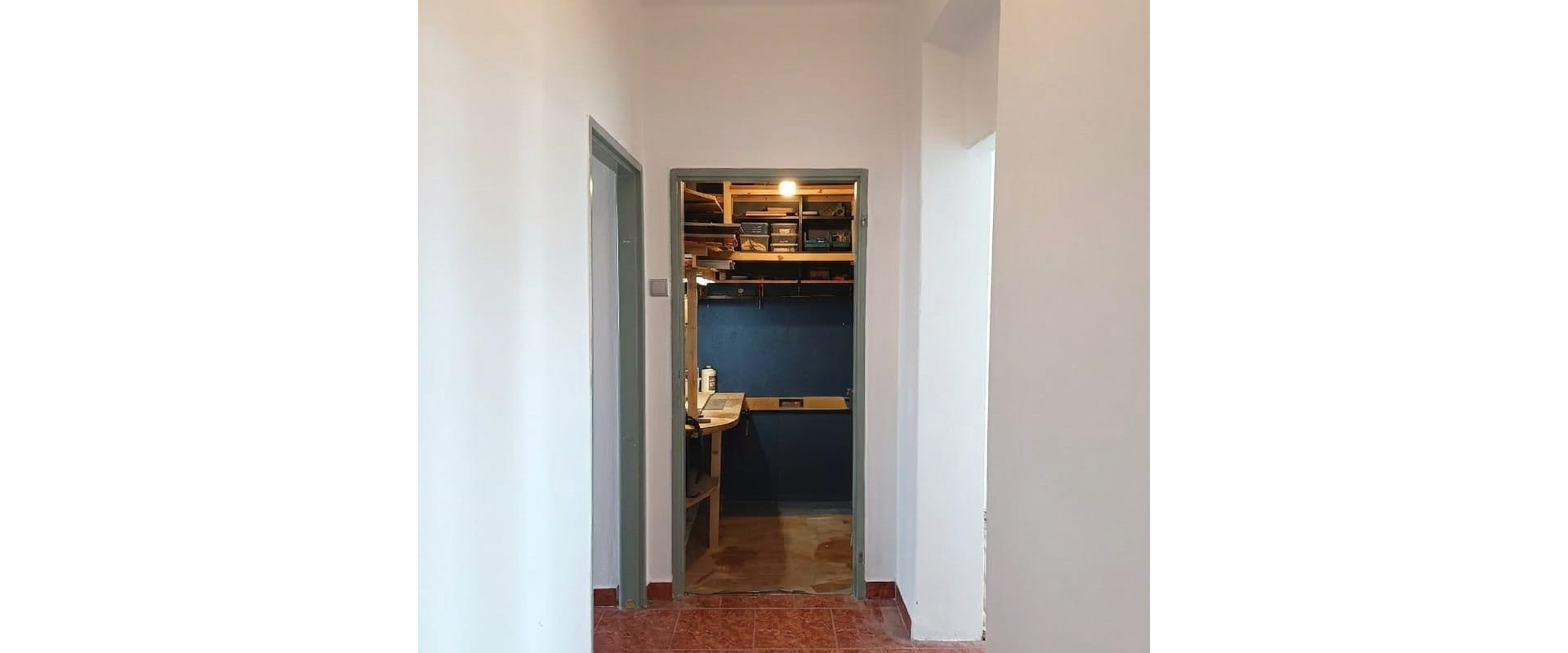 Útulný 2-izb. byt v centre Levíc s francúzskym balkónom