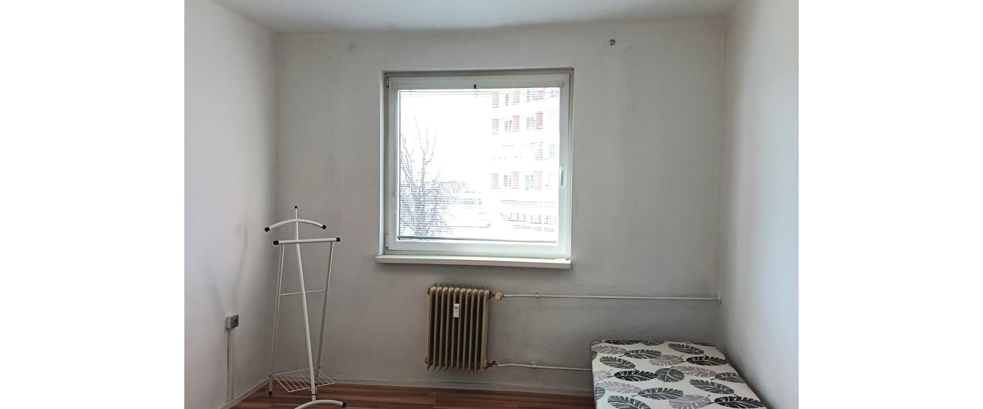 Útulný 2-izb. byt v centre Levíc s francúzskym balkónom