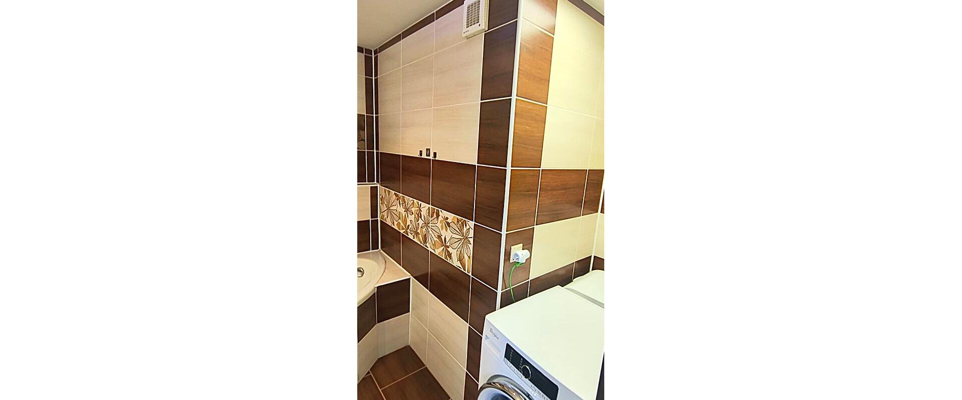 JKVREAL  predaj priestranný 2-izbový byt v centre Malaciek