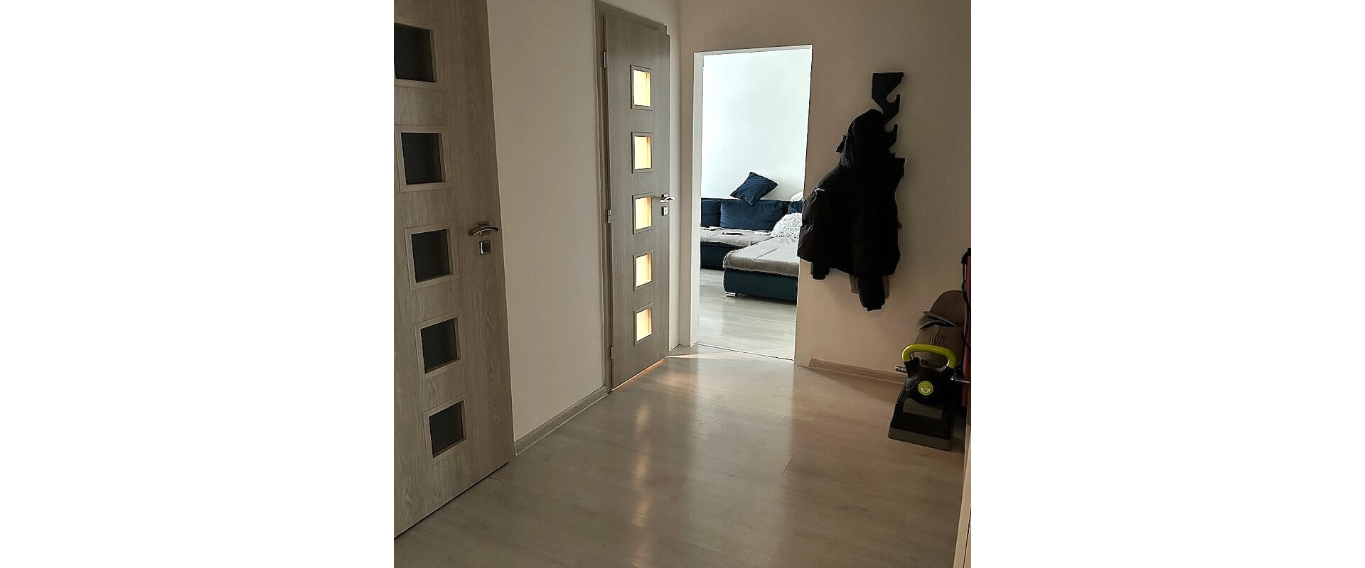 JKVREAL  predaj priestranný 3-izbový byt v centre Malaciek