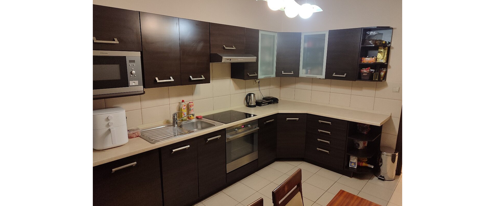 PREDAJ: Veľkorysý 3 izbový byt pri Štrkovci + loggia