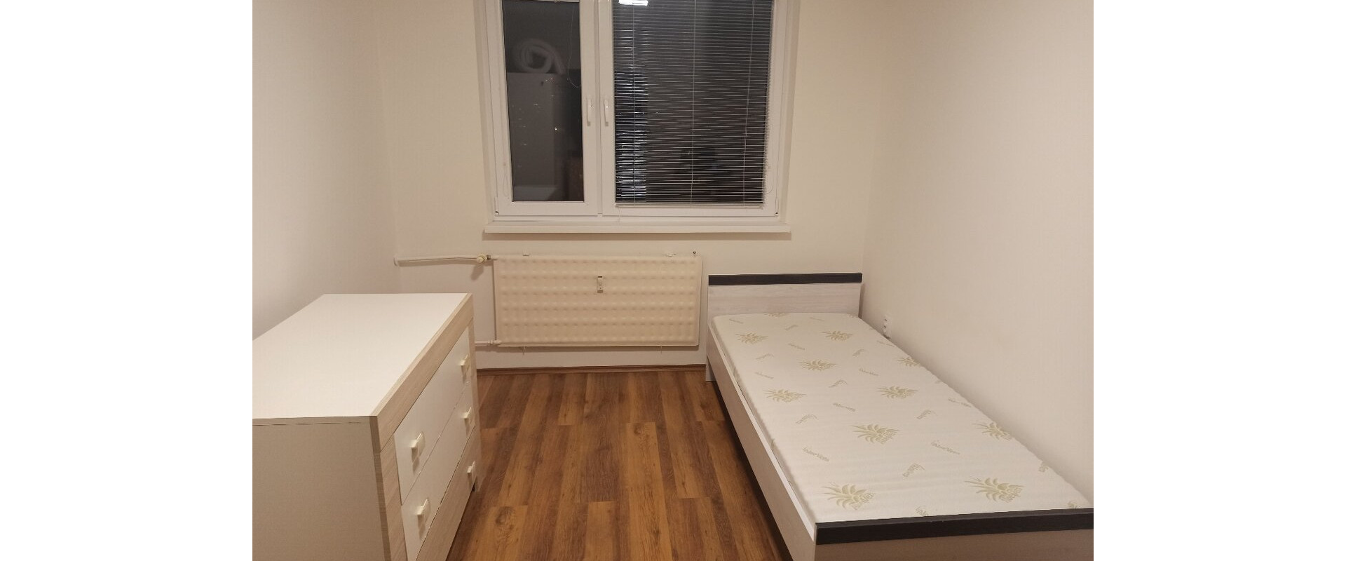 PREDAJ: Veľkorysý 3 izbový byt pri Štrkovci + loggia