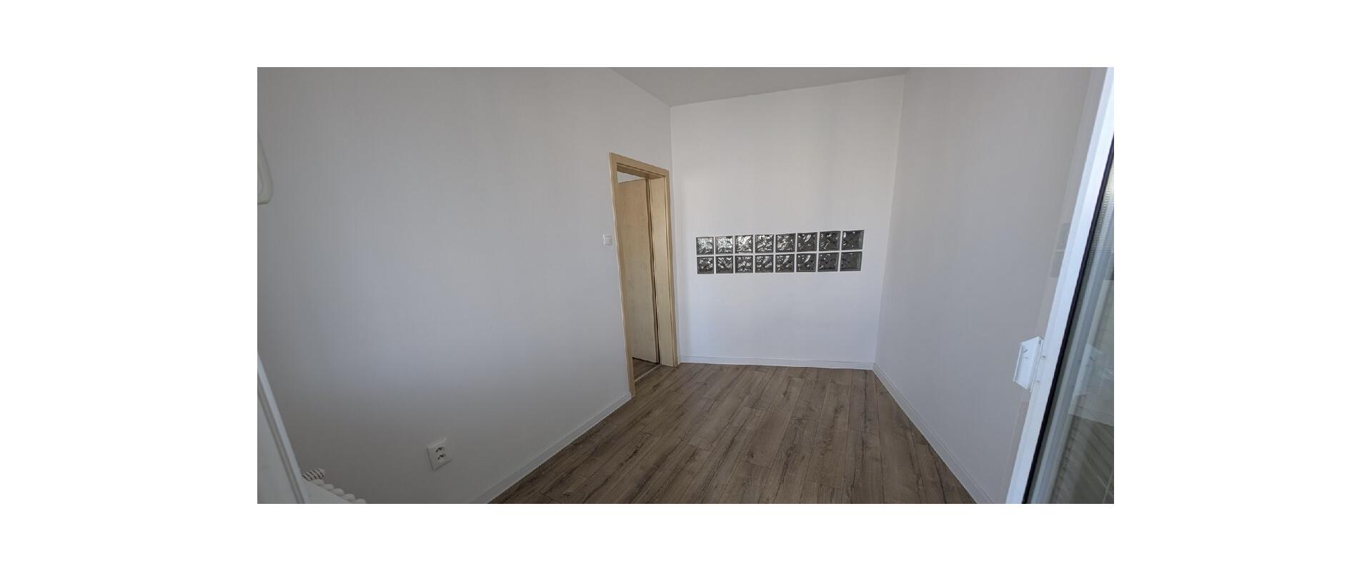 Prenájom 3-izbového bytu v Karlovej Vsi dlhé diely