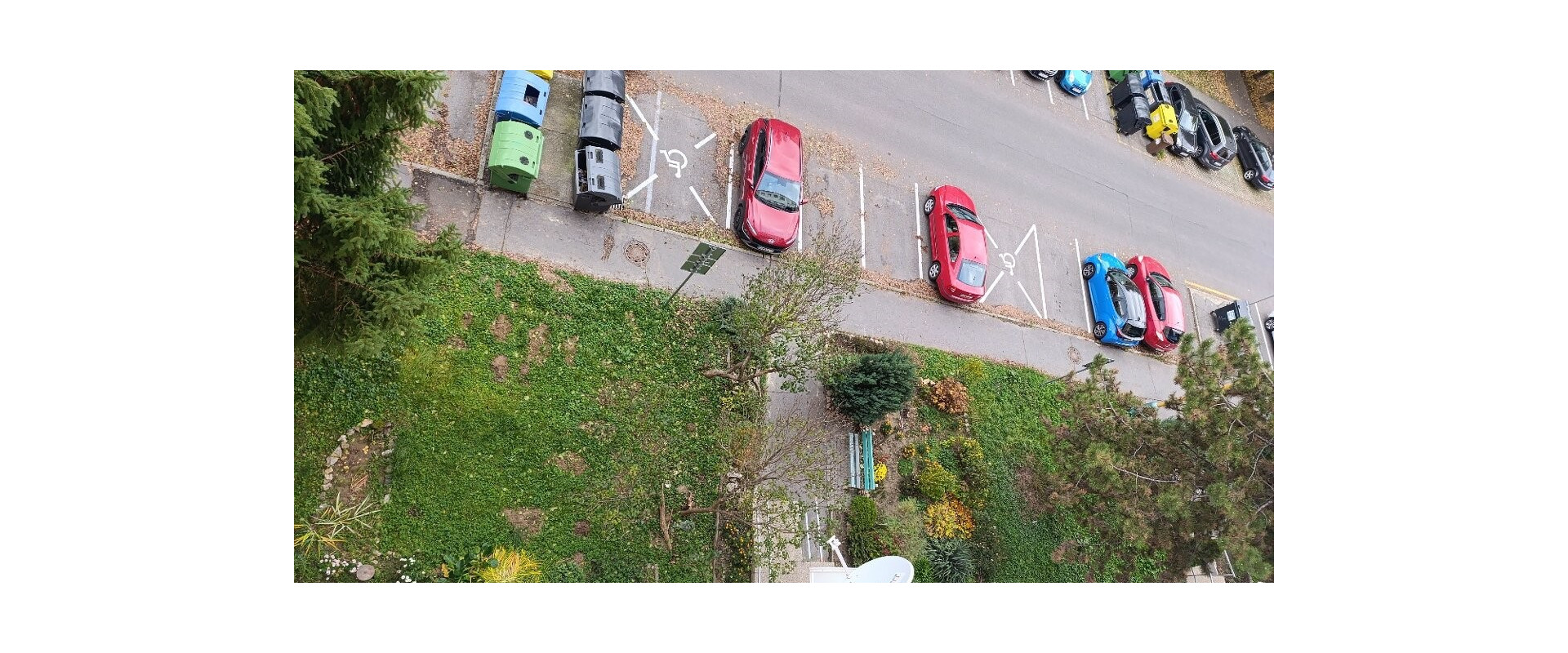 Priestranný 4-izbový byt s krásnym výhľadom a loggiou.