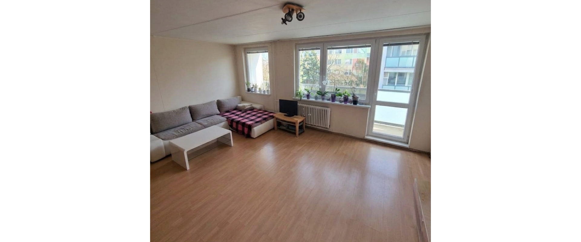 Svetlý 2-izbový byt s priestrannou loggiou – Košice, Terasa