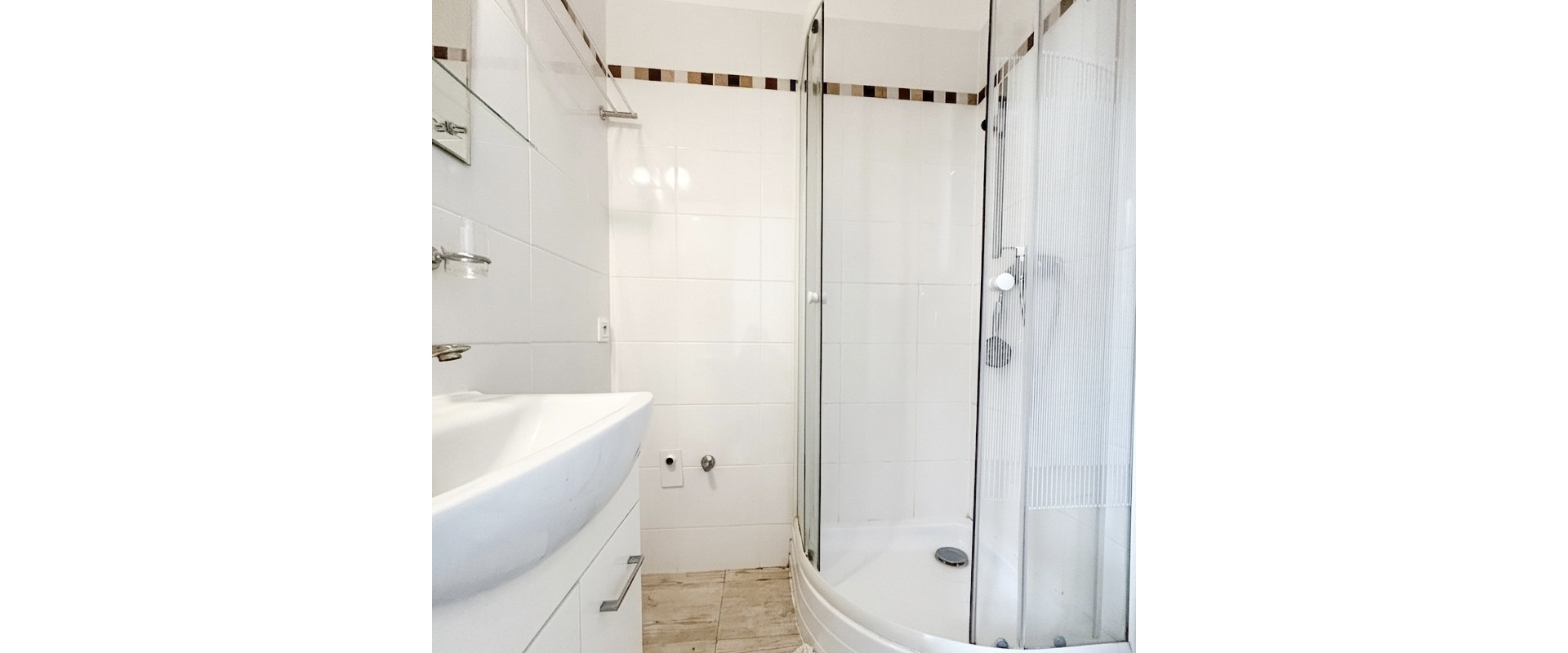 NOVÁ CENA! Investičný / štartovací byt v centre Ružinova!