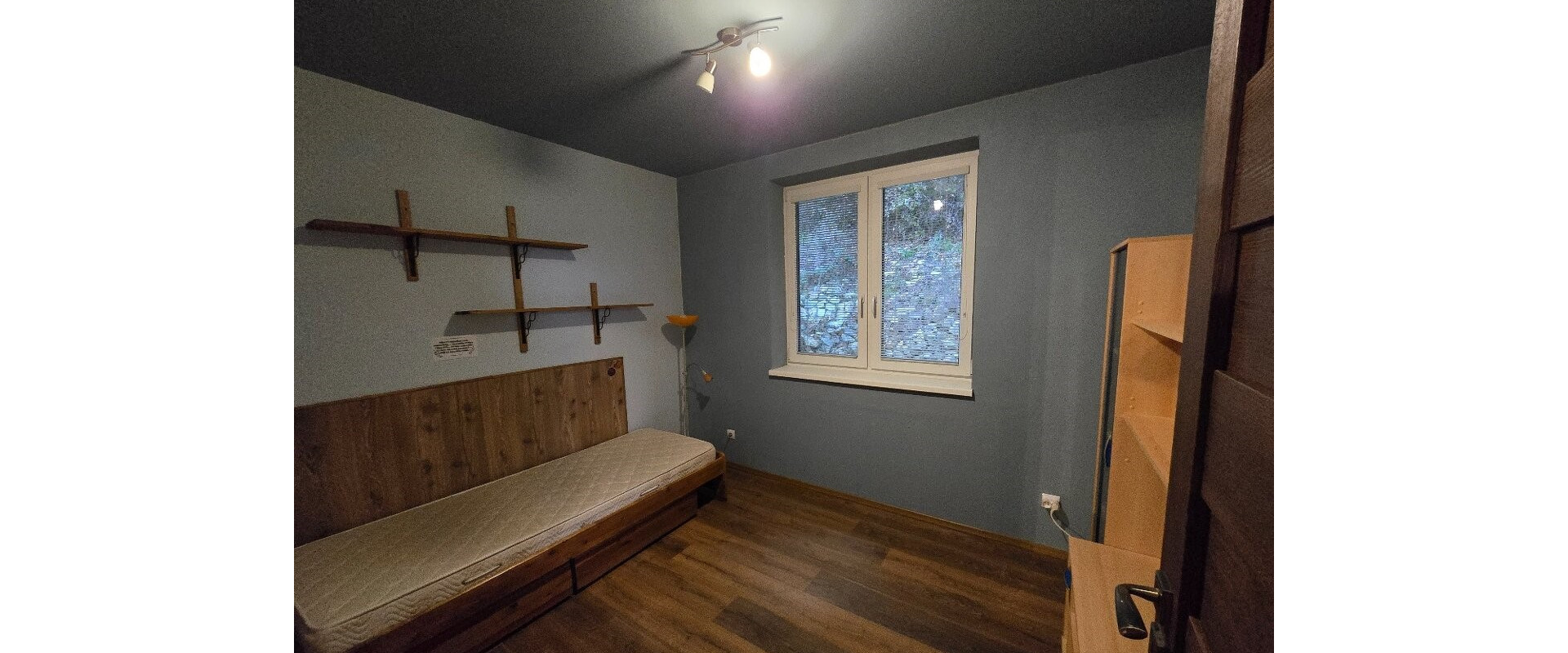 Exkluzívne na predaj: Priestranný moderný dom pod lesom