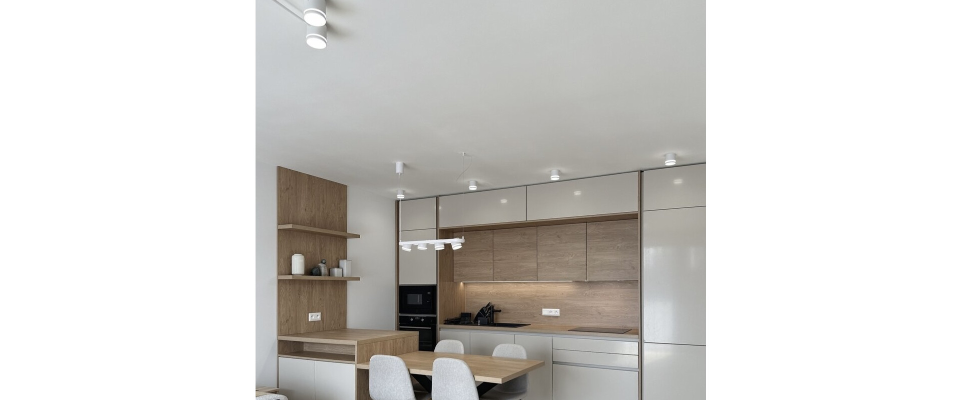 Prenájom 2-izbovégo bytu Ružinov green atrium s parkovanim