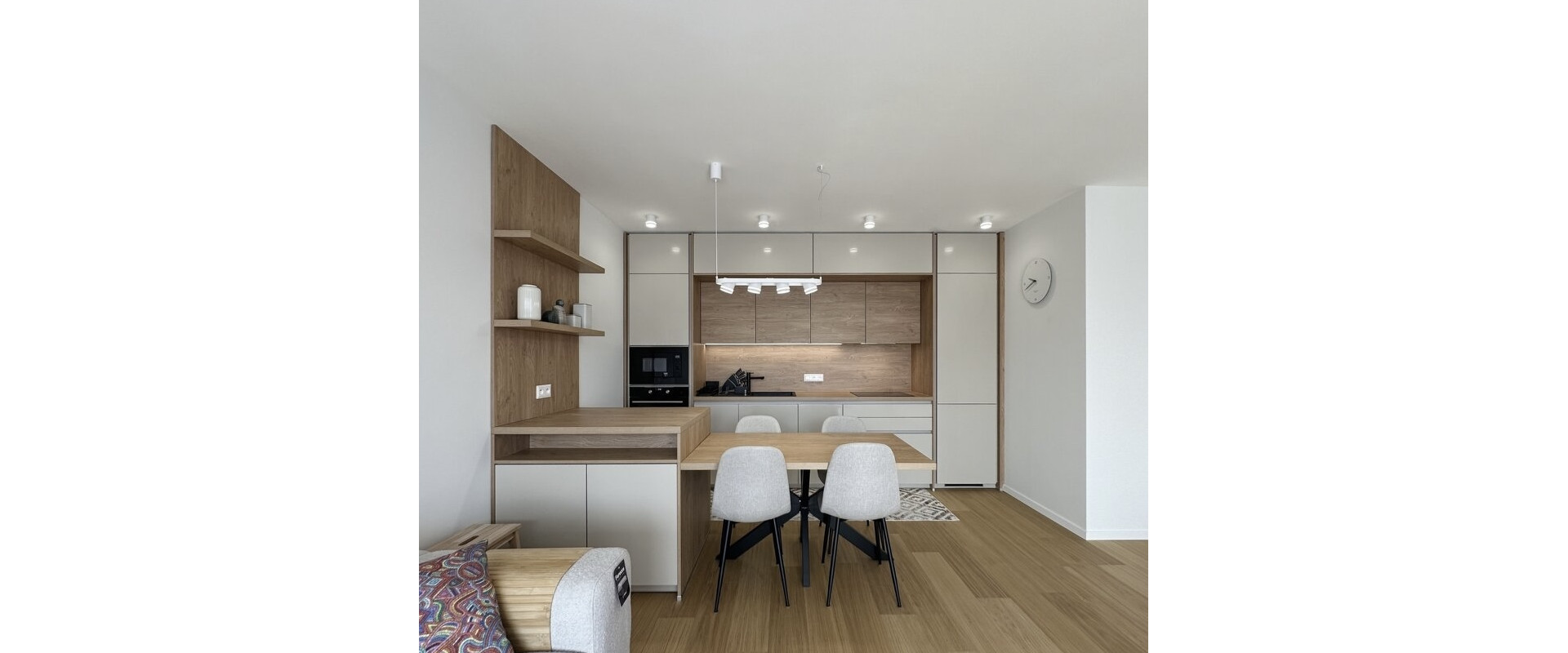 Prenájom 2-izbovégo bytu Ružinov green atrium s parkovanim