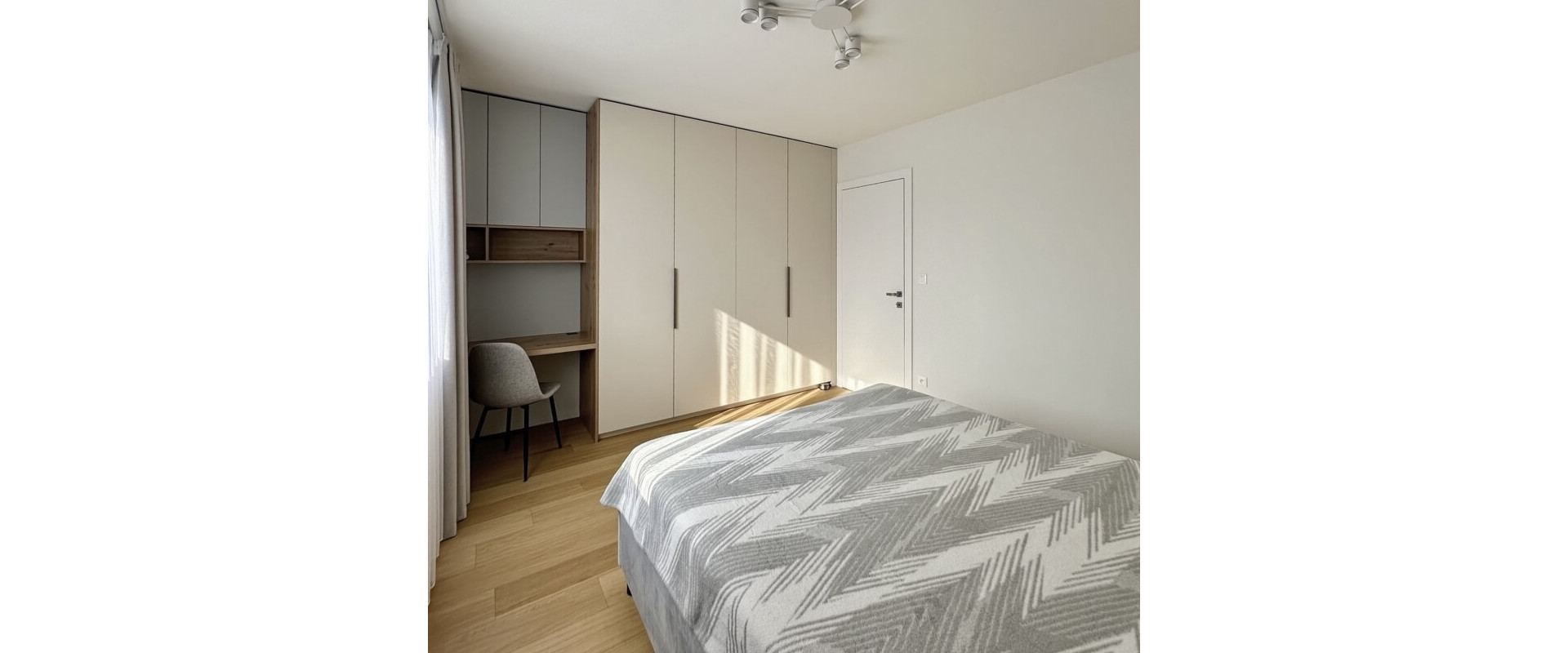 Prenájom 2-izbovégo bytu Ružinov green atrium s parkovanim