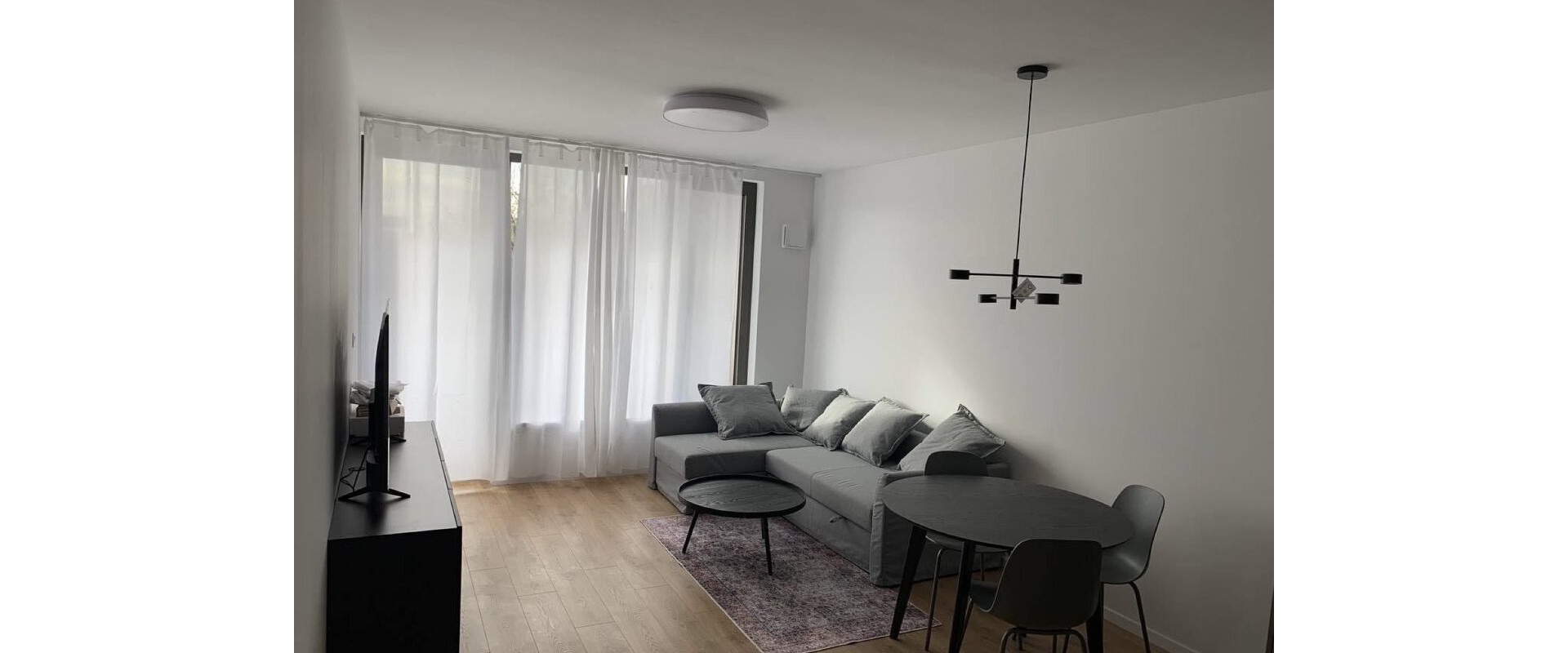 Na prenájom 2-izbovy byt s loggiou Nové mesto