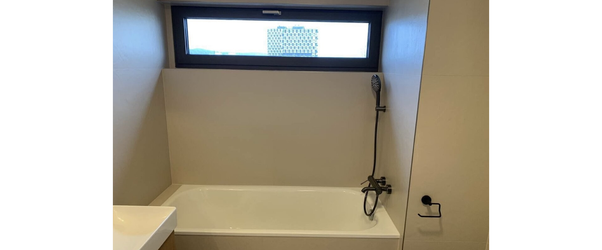 Na prenájom 2-izbovy byt s loggiou Nové mesto