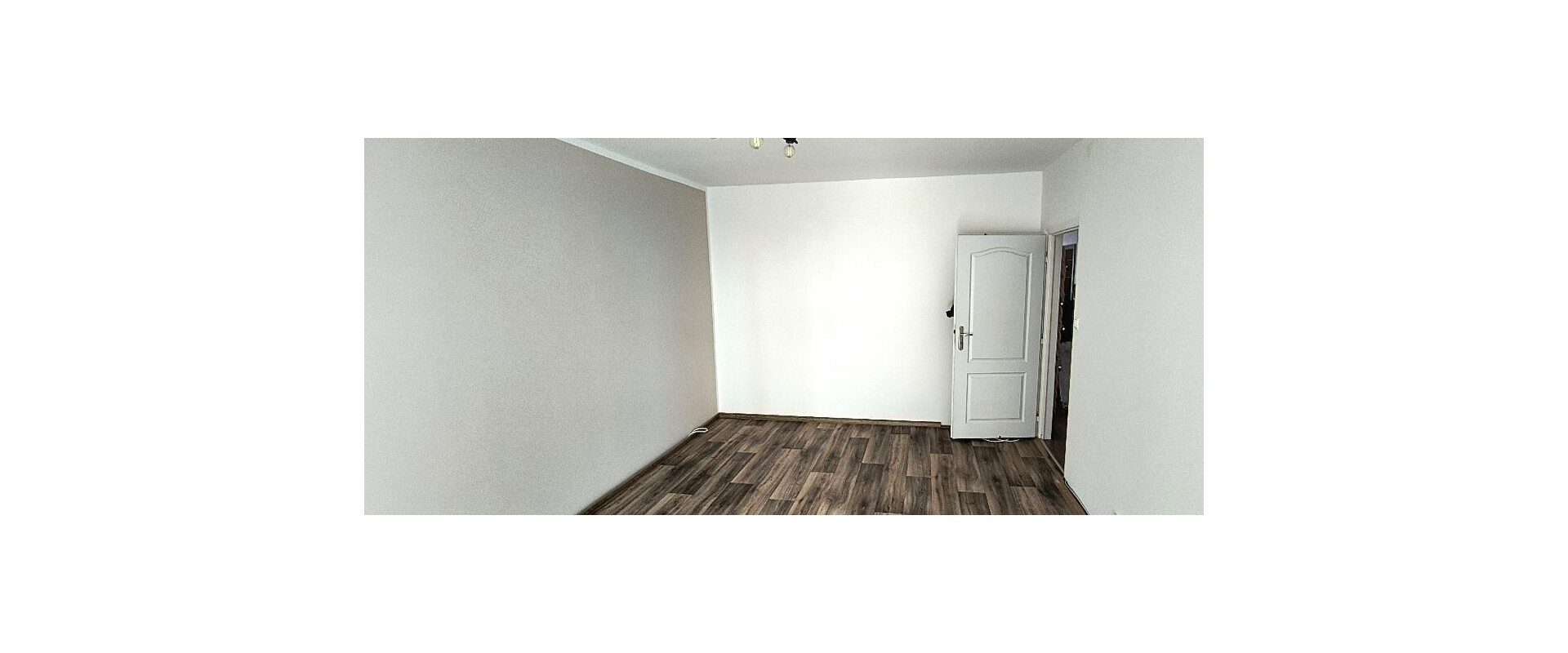 Rezervované JKVREAL  predaj priestranný 2-izbový byt v centre Malaciek