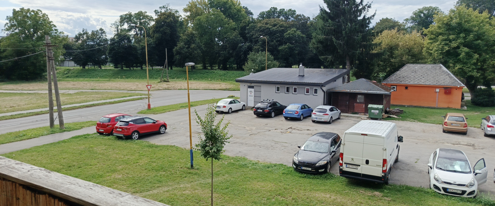 PRENÁJOM: Zariadený byt s balkónom Nad Laborcom