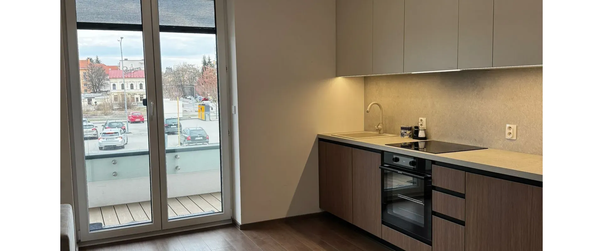 Moderný, kompletne zariadený byt v centre