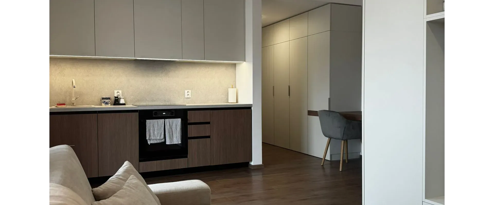 Moderný, kompletne zariadený byt v centre