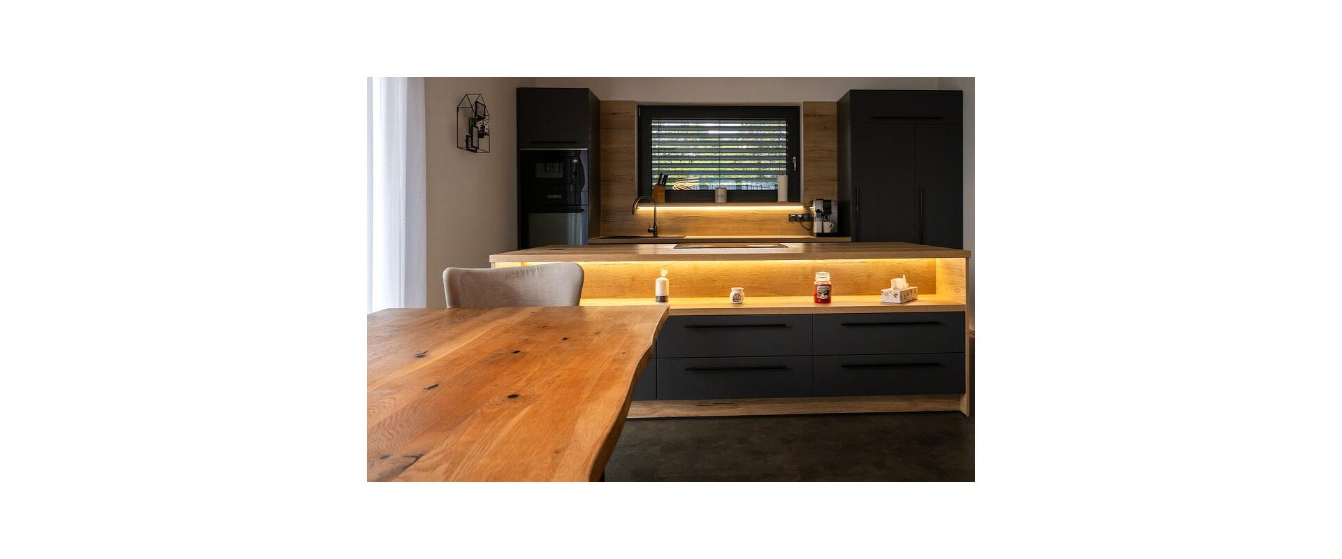 JKV REAL  predaj 4 izbový bungalov, R.D.  Záhorská Ves