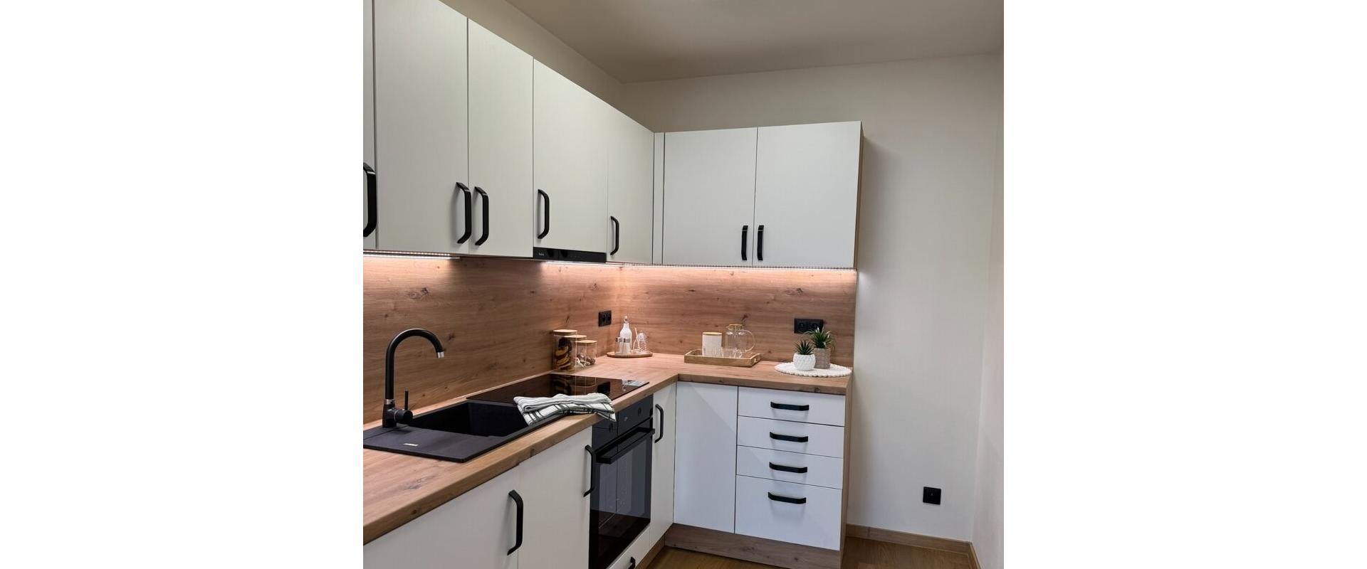 Ponúkam na dlhodobý prenájom 2 - izbový byt