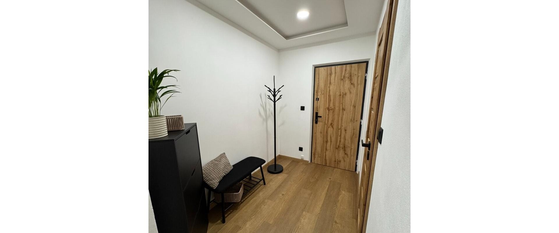 Ponúkam na dlhodobý prenájom 2 - izbový byt