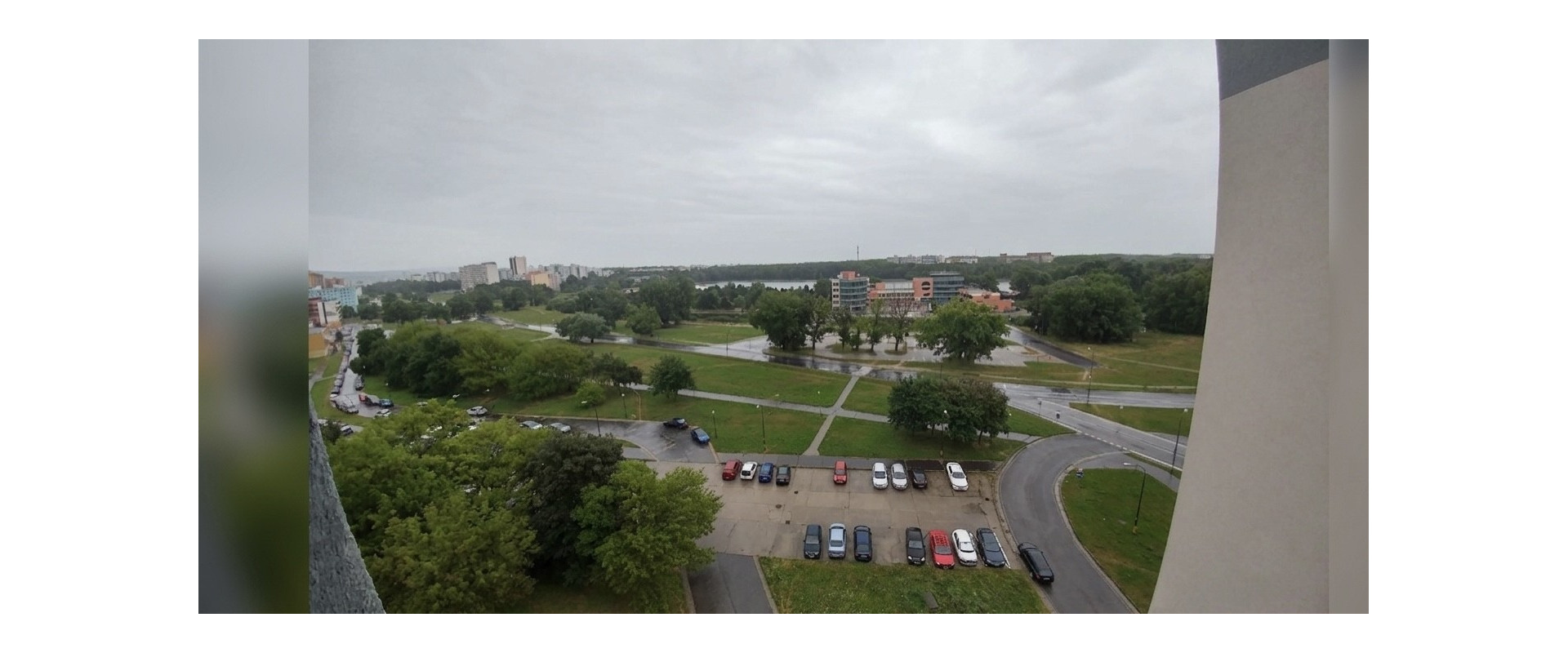 ZNÍŽENÁ CENA: Presvetlený 3 izbový byt - Petržalka - Lúky pri Draždiaku