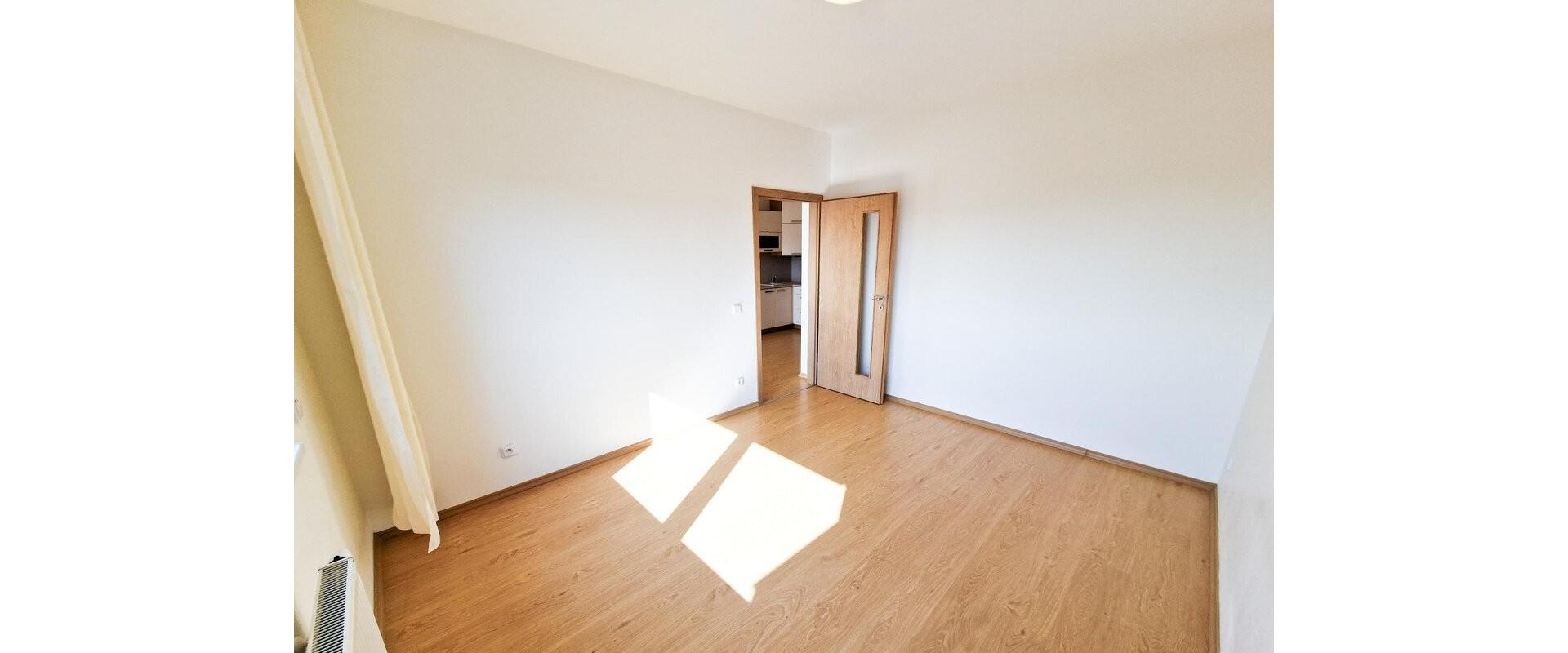 2 - izbový byt na dlhodobý prenájom