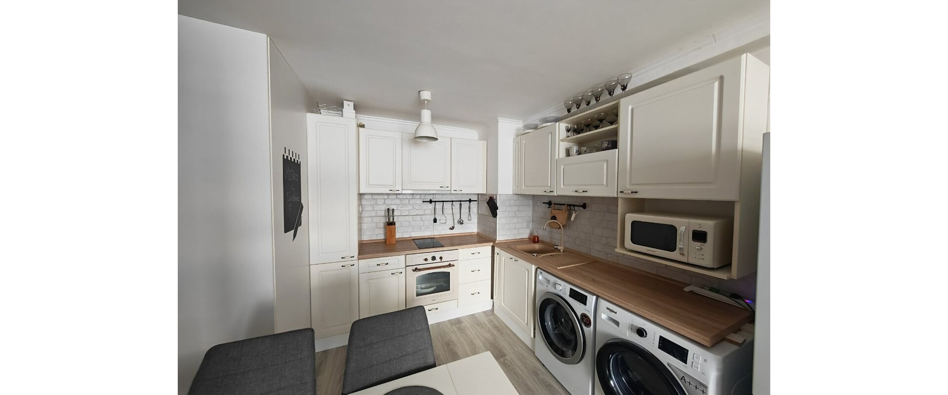 Predaj moderný 2-izbový byt s klímou/ Nová Šaca-Učňovská ulica-Košice