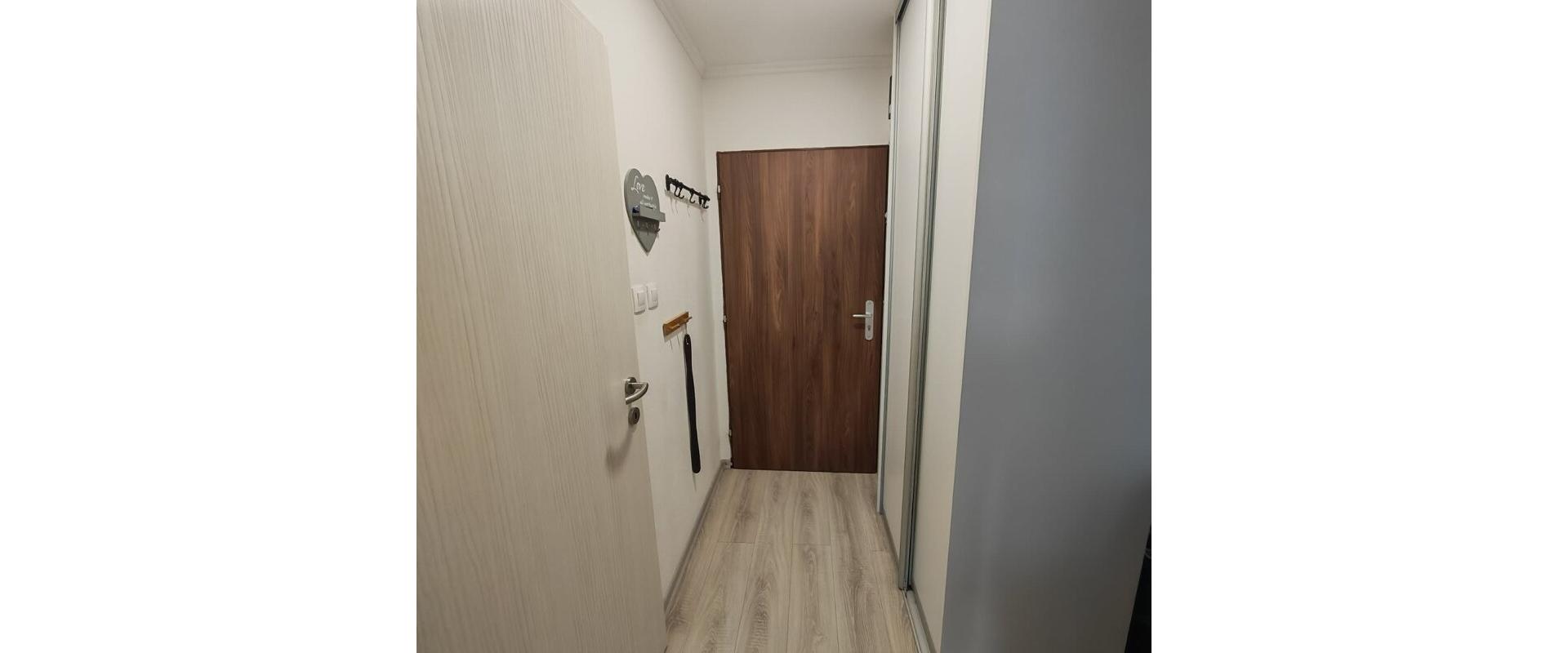 Predaj moderný 2-izbový byt s klímou/ Nová Šaca-Učňovská ulica-Košice