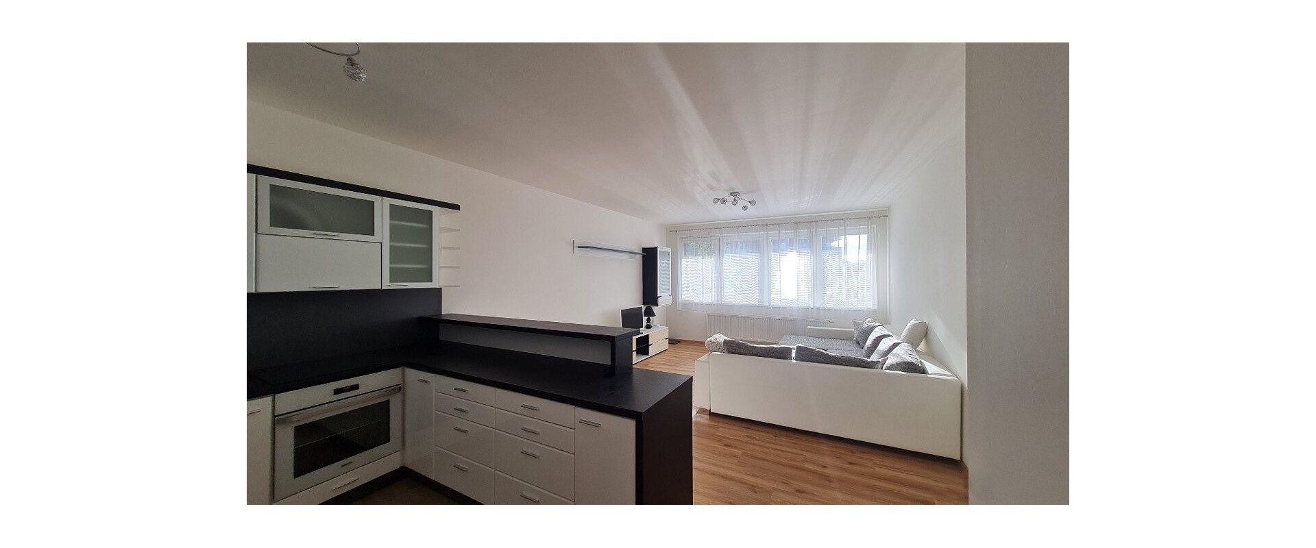 Slnečný 3-izbový byt po kompletnej rekonštrukcii