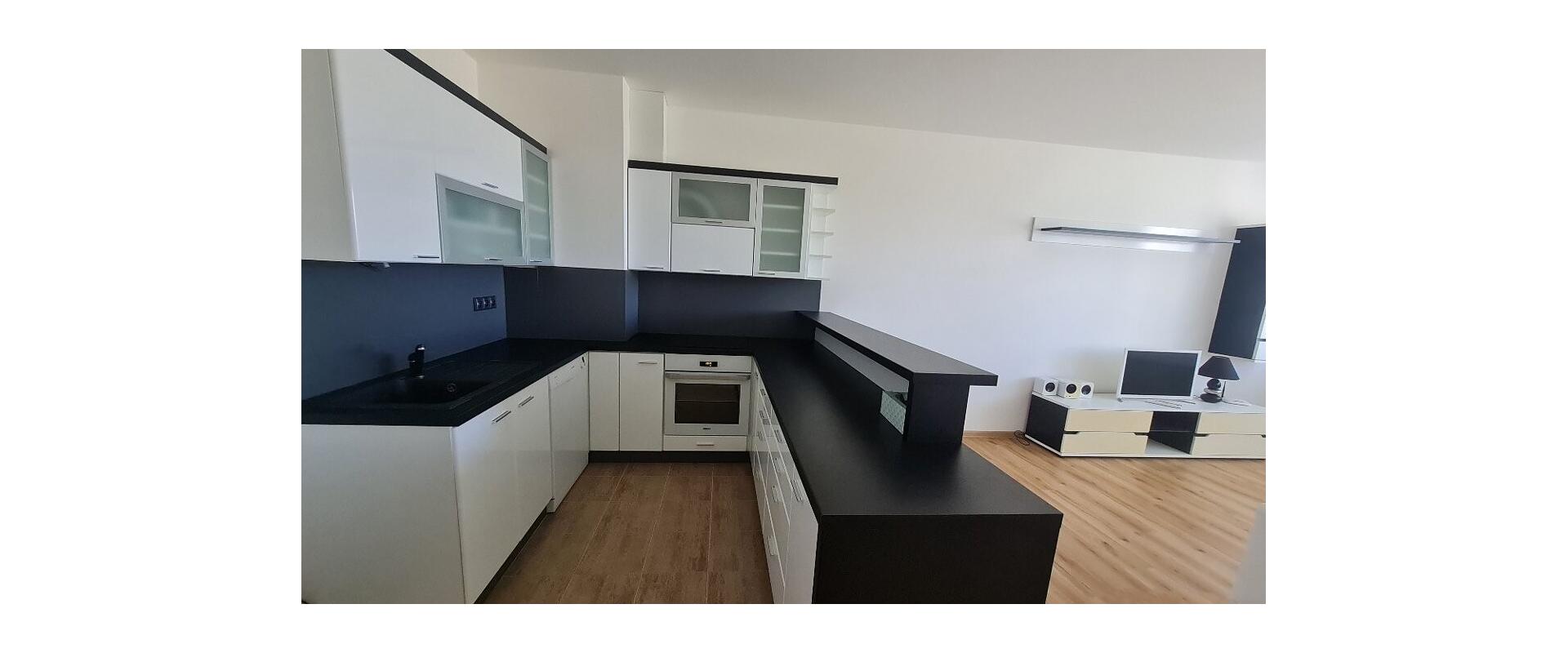 Slnečný 3-izbový byt po kompletnej rekonštrukcii