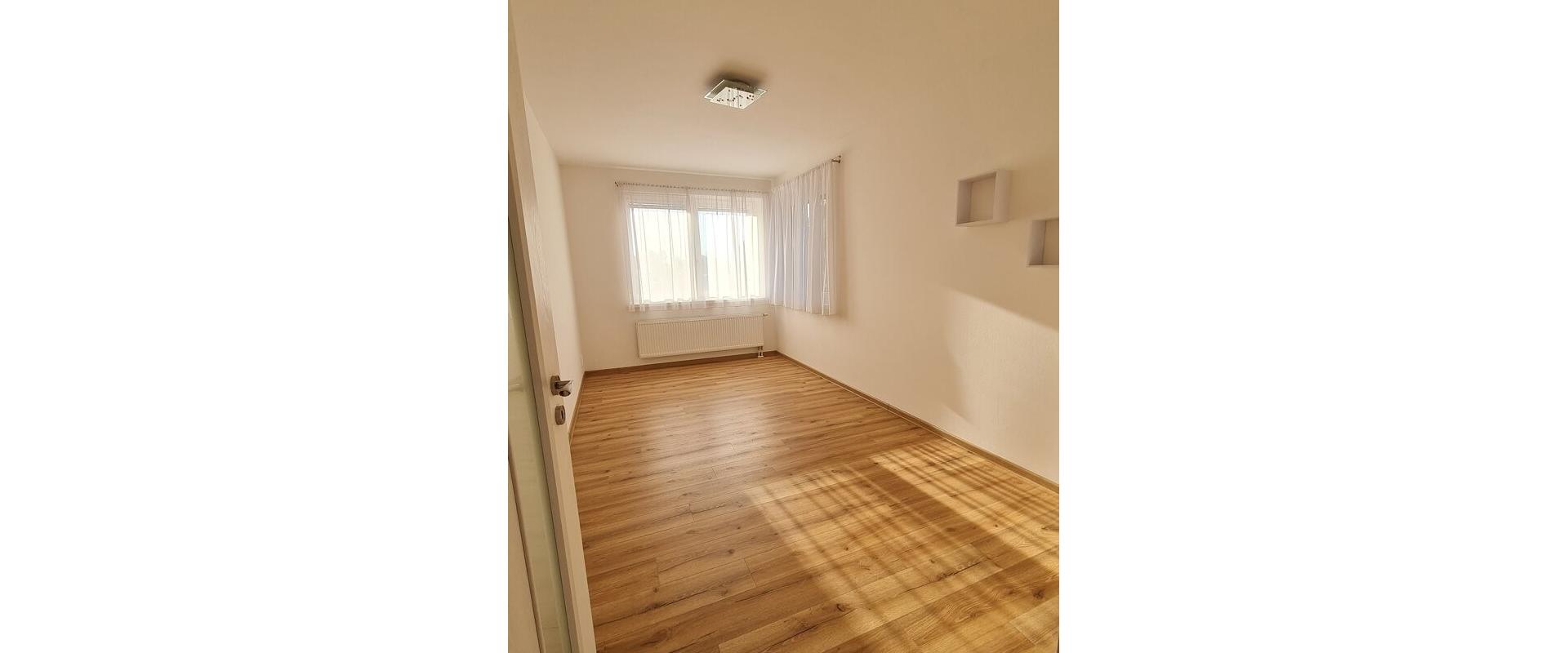 Slnečný 3-izbový byt po kompletnej rekonštrukcii