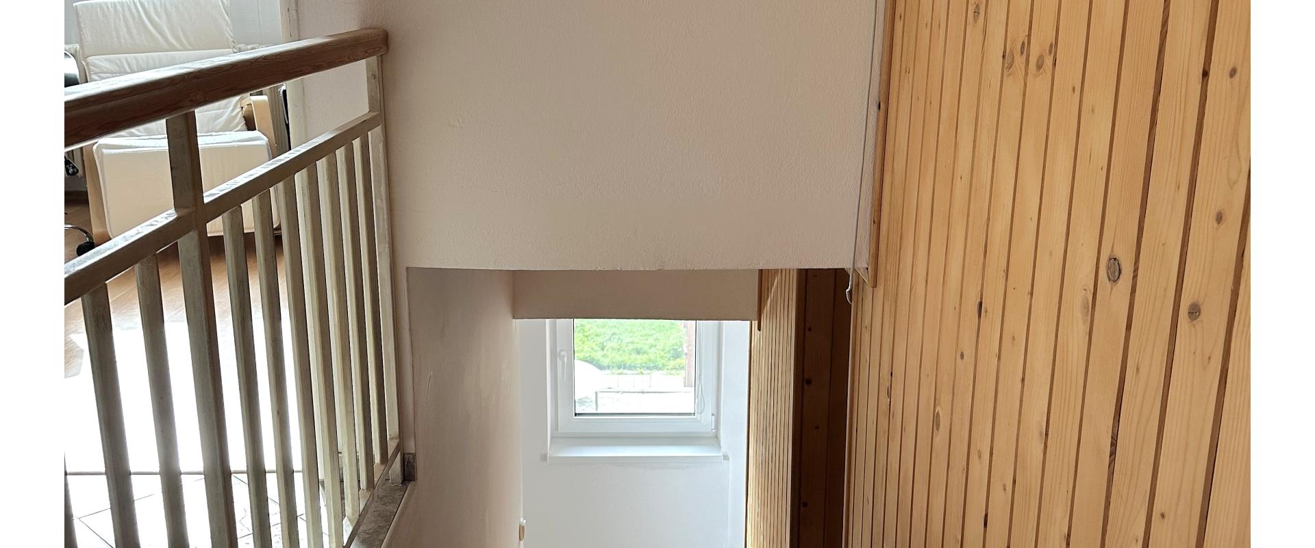 Priestranný 5-izbový rodinný dom s dvoma garážami