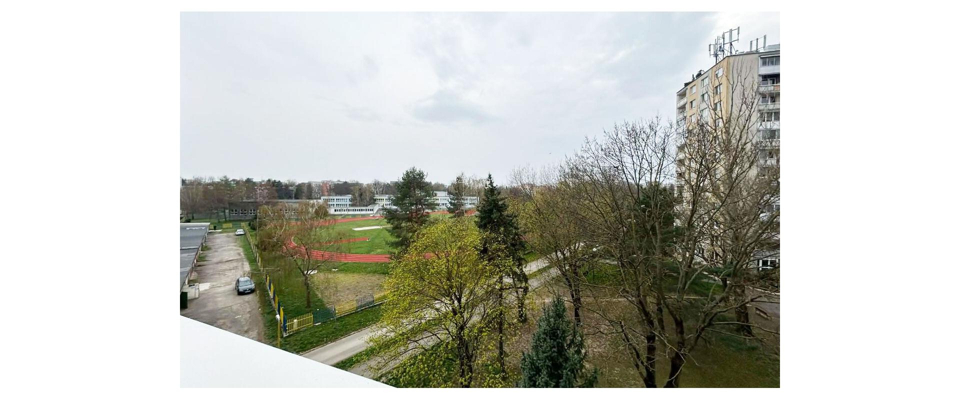 PREDAJ: Nadštandardne veľký 1-izbový byt s loggiou a KLÍMOU – ul. Saleziánov