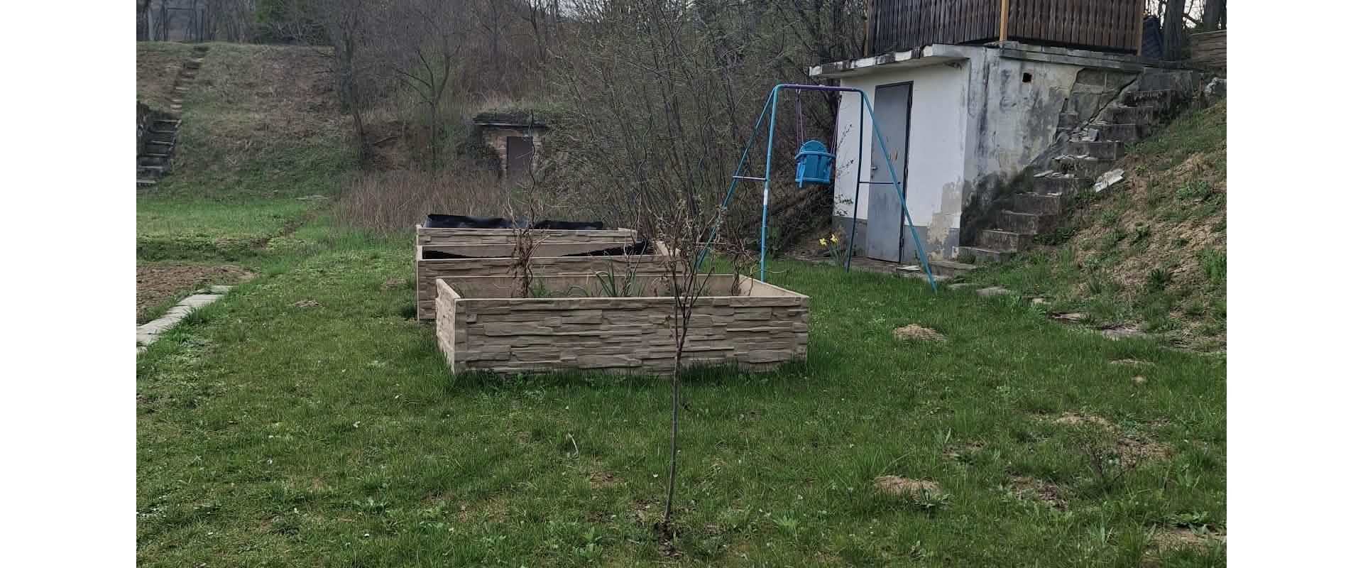 GARSÓNKA s garážou