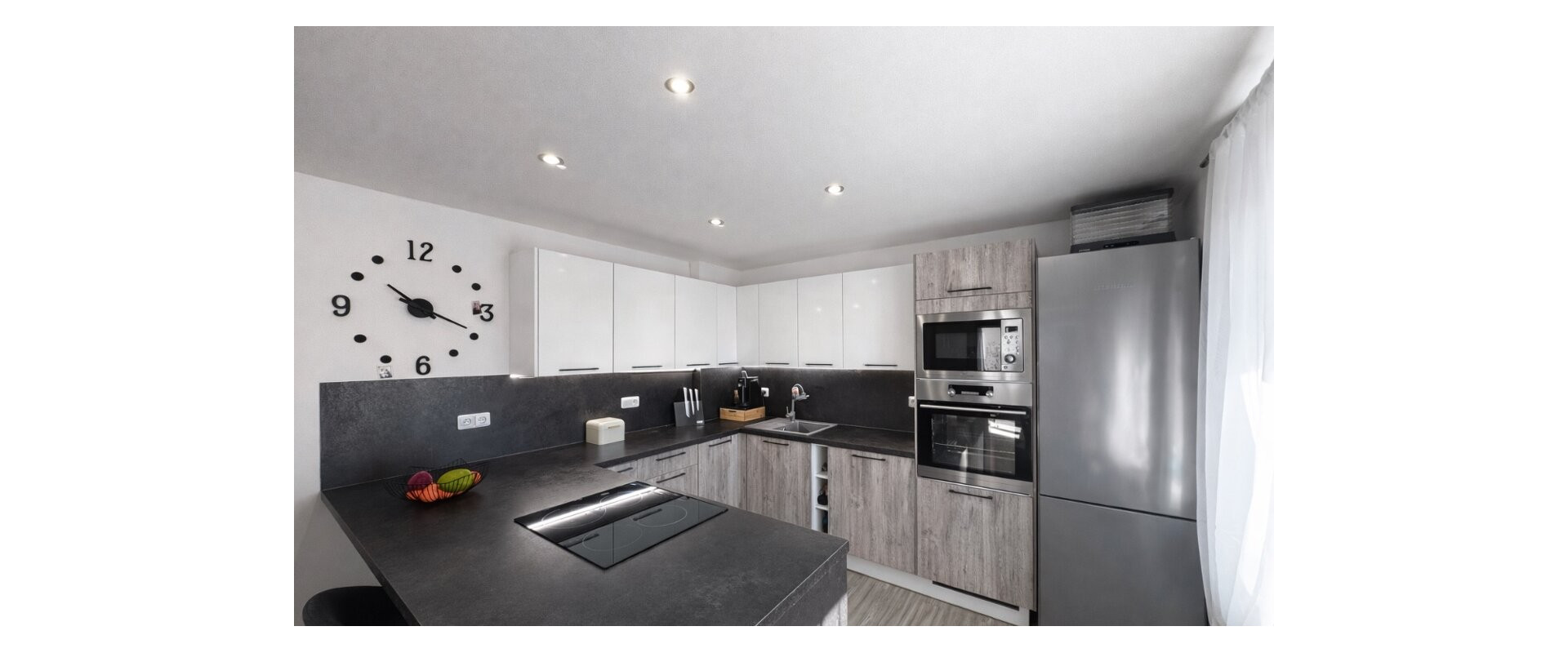 Kompletne zariadený 3-izbový byt s balkónom  v novostavbe